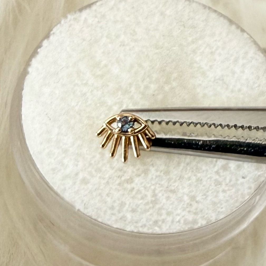Tapati By Bvla Internally Threaded 14k Solid Yg Sunburst W/ Alexandrite Stone